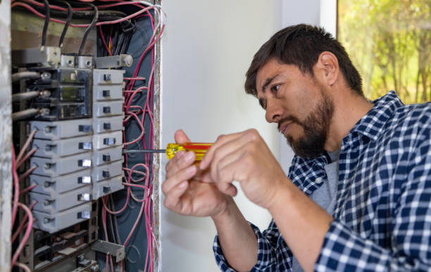 Best Electrical Contractors for Businesses  in Kendallville, IN